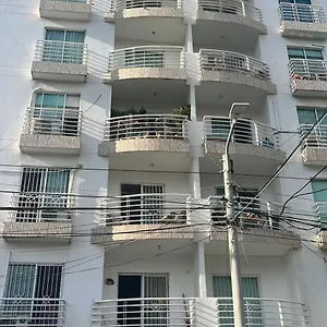 Rodadero Edificio 7 Mares Santa Marta (Magdalena)